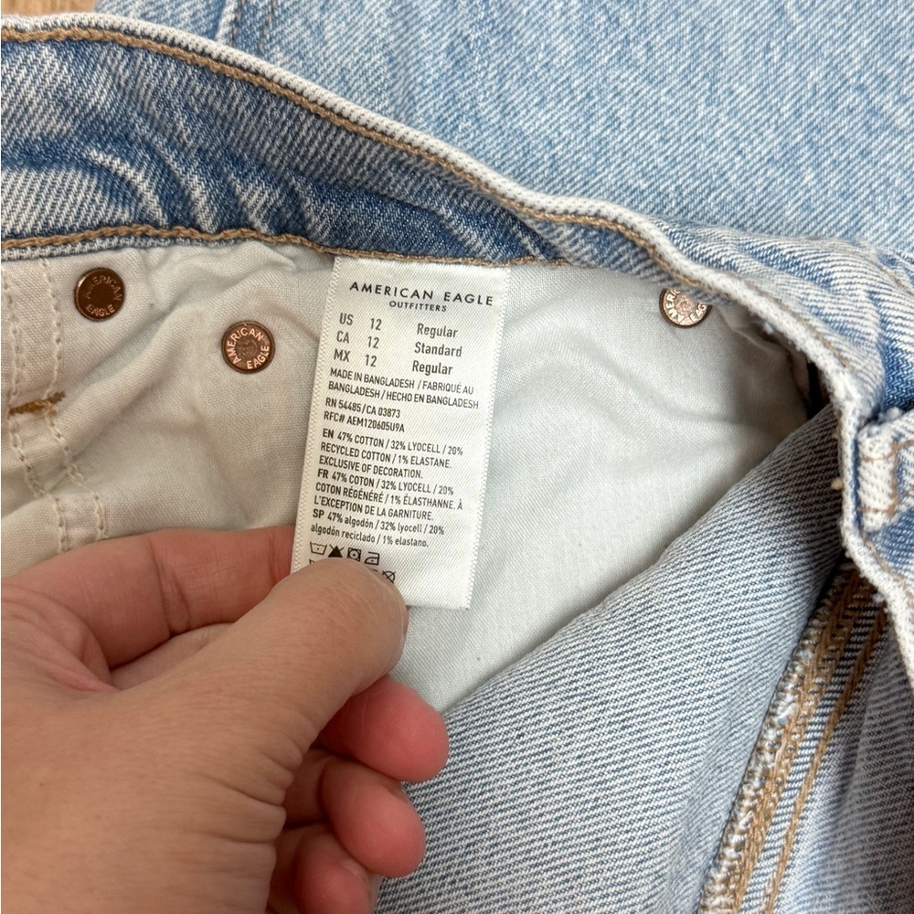 American Eagle Outfitters Barrel Jeans - Picture 5 of 5